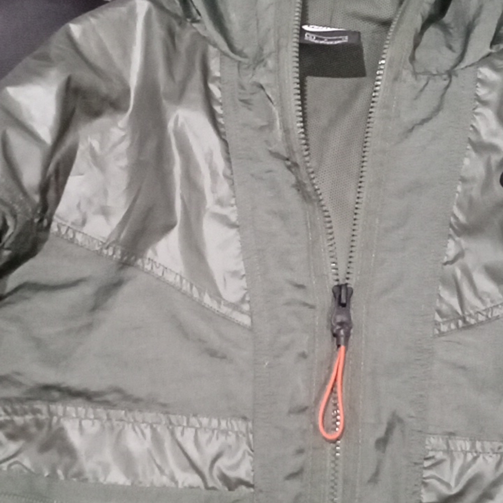 😍NWOT Women's Nike full zip jacket😍 - Picture 6 of 13